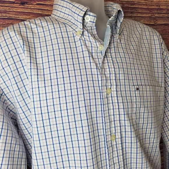 Tommy Hilfiger Other - TOMMY HILFIGER SIZE L, BOTTOM DOWN SHIRT